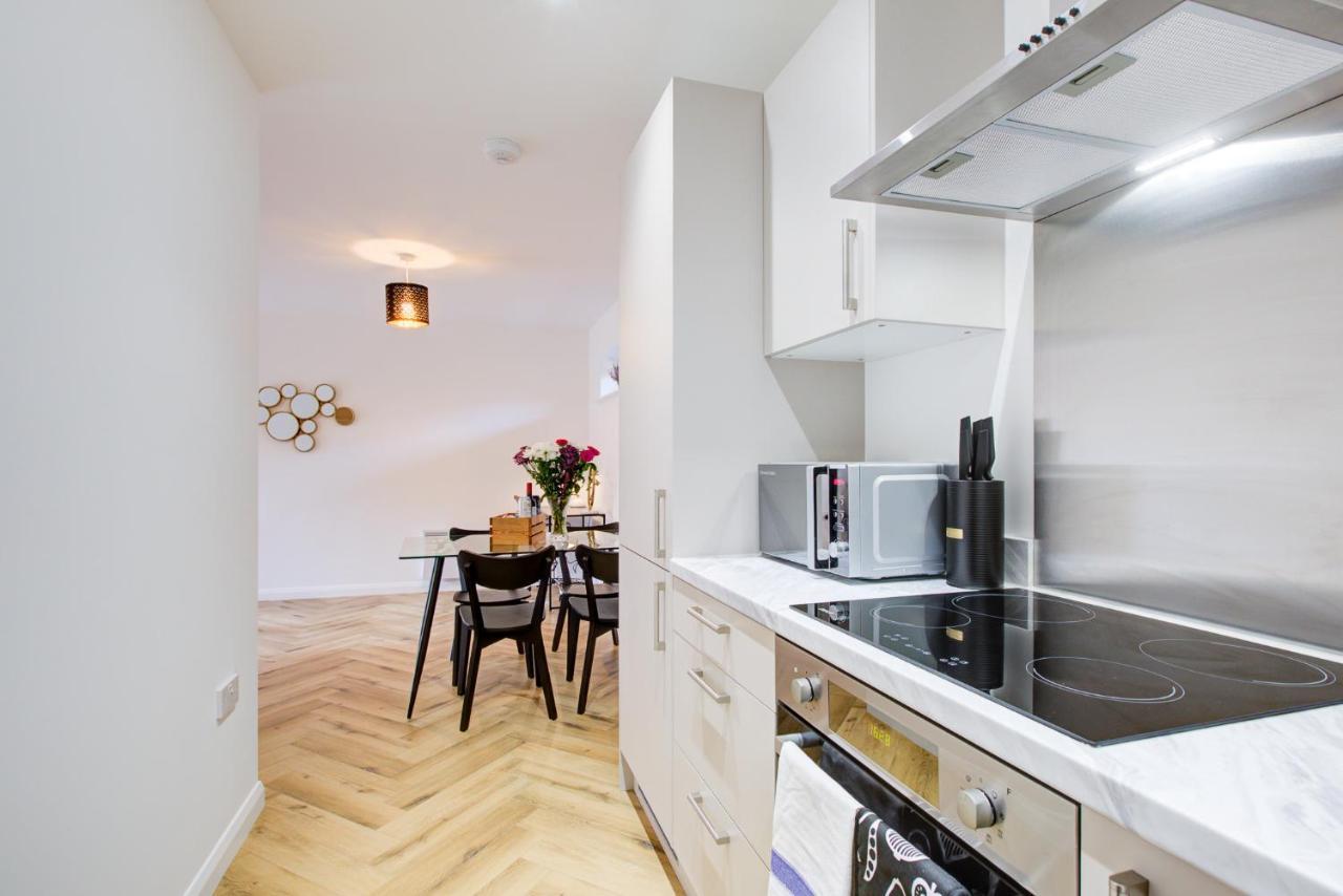 Hybrid Resi - London, Mitcham Close To Tooting And Wimbledon Zewnętrze zdjęcie