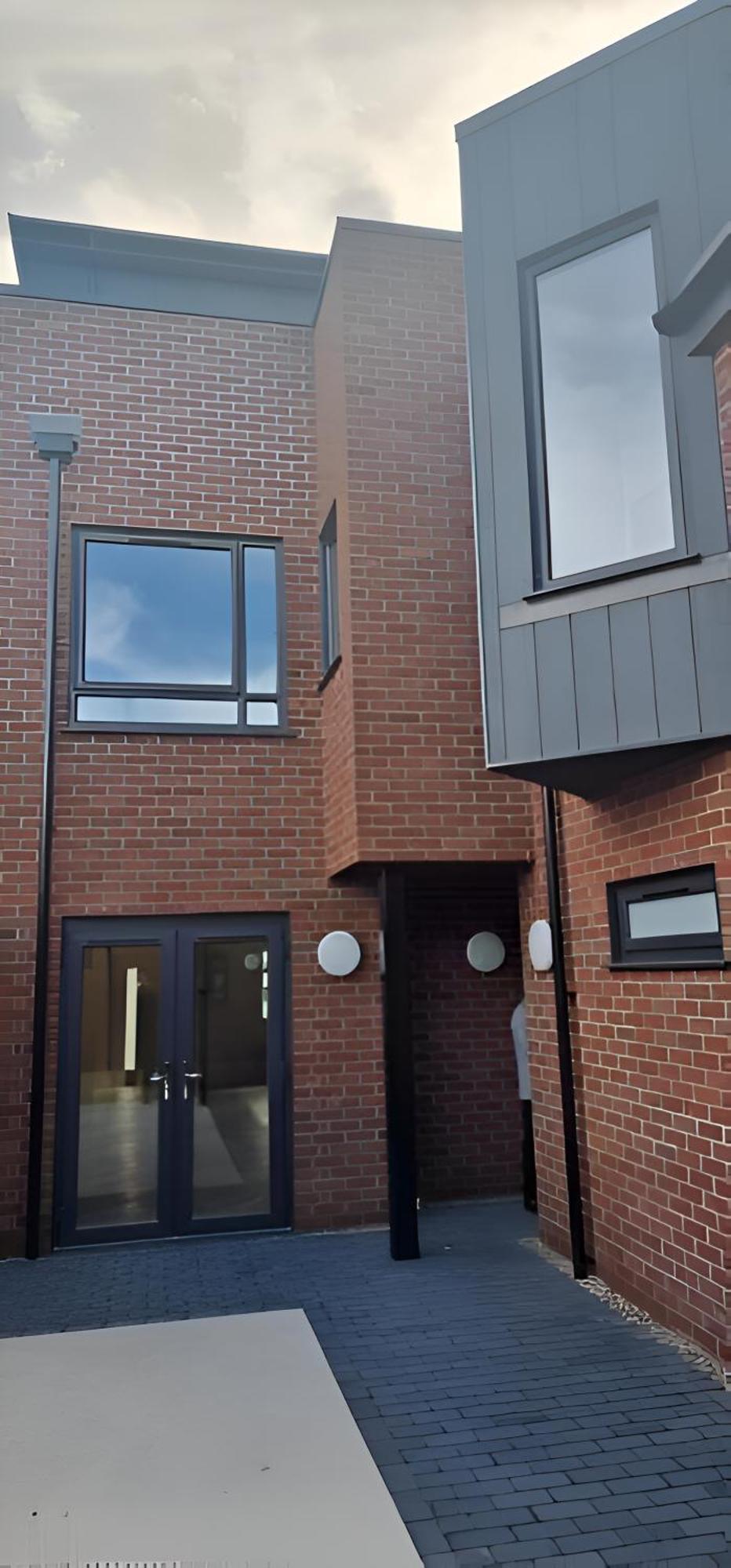 Hybrid Resi - London, Mitcham Close To Tooting And Wimbledon Zewnętrze zdjęcie